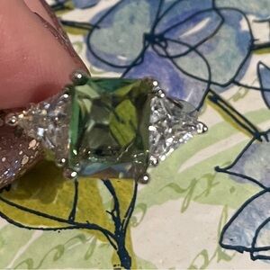 Cocktail ring beautiful aqua marine in color with side accents